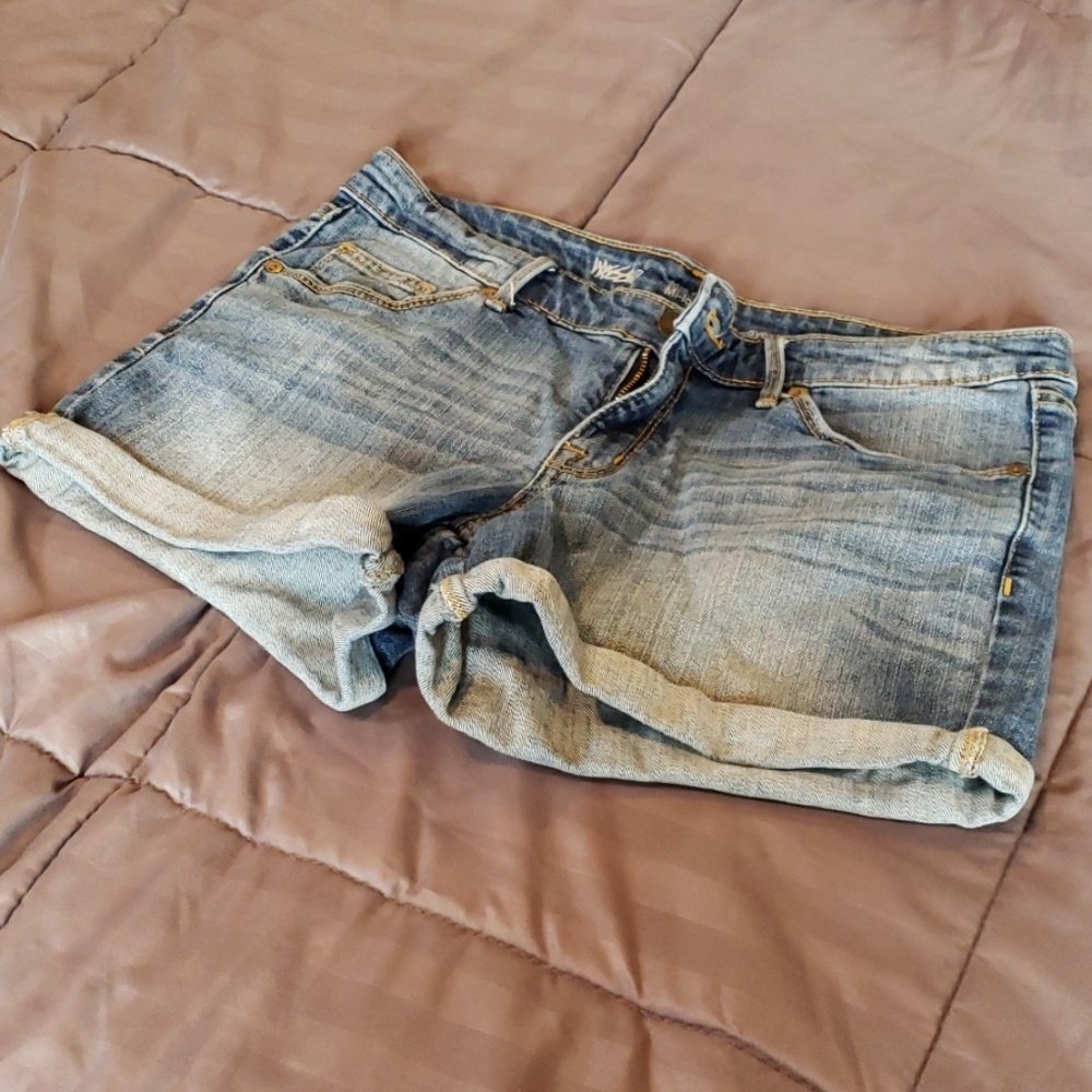 Mossimo Jean shorts